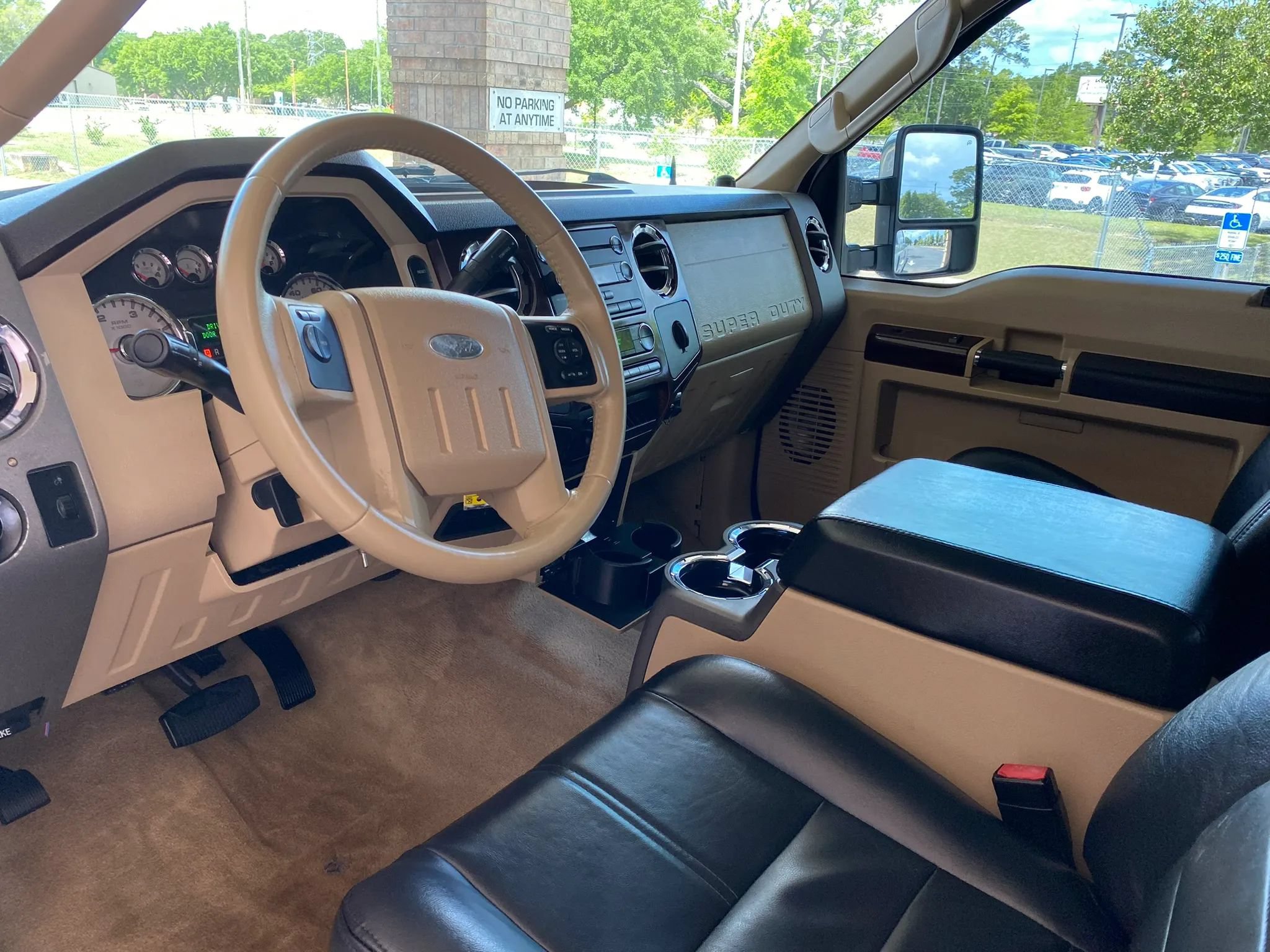 Used 2009 Ford F250 Lariat AWD/4WD image 14