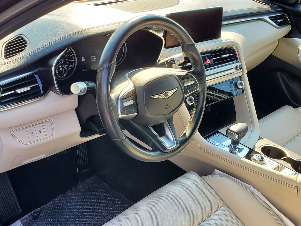 Used 2024 Genesis G70 2.5T AWD/4WD image 12