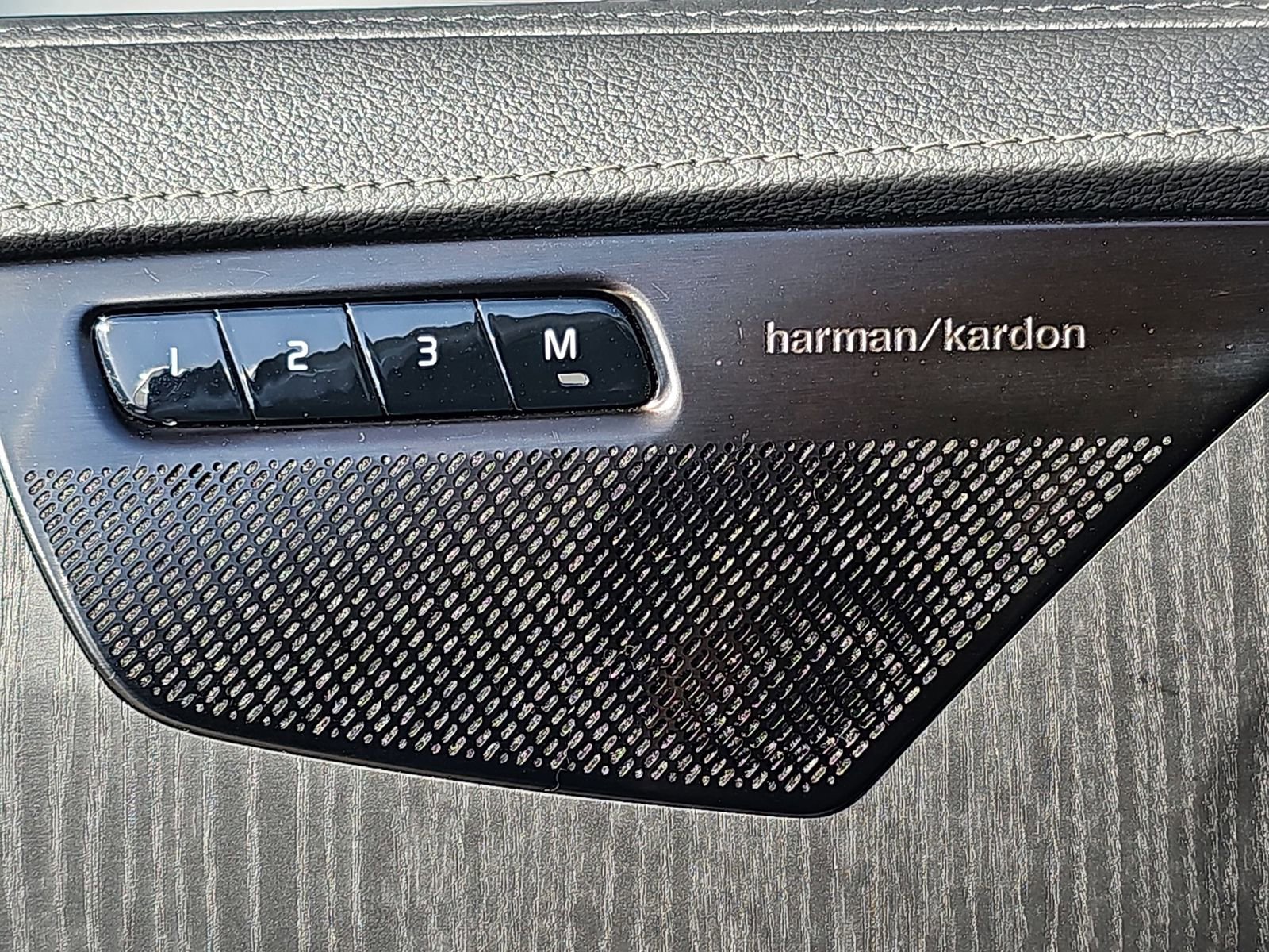 Used 2021 Volvo XC90 T6 Inscription w/ Advanced Package AWD/4WD image 34