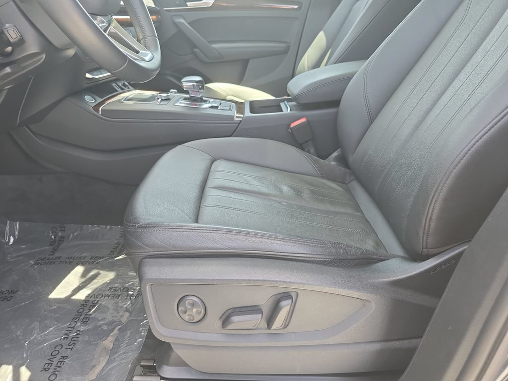 Used 2019 Audi Q5 Premium Plus w/ Premium Plus Package AWD/4WD image 24