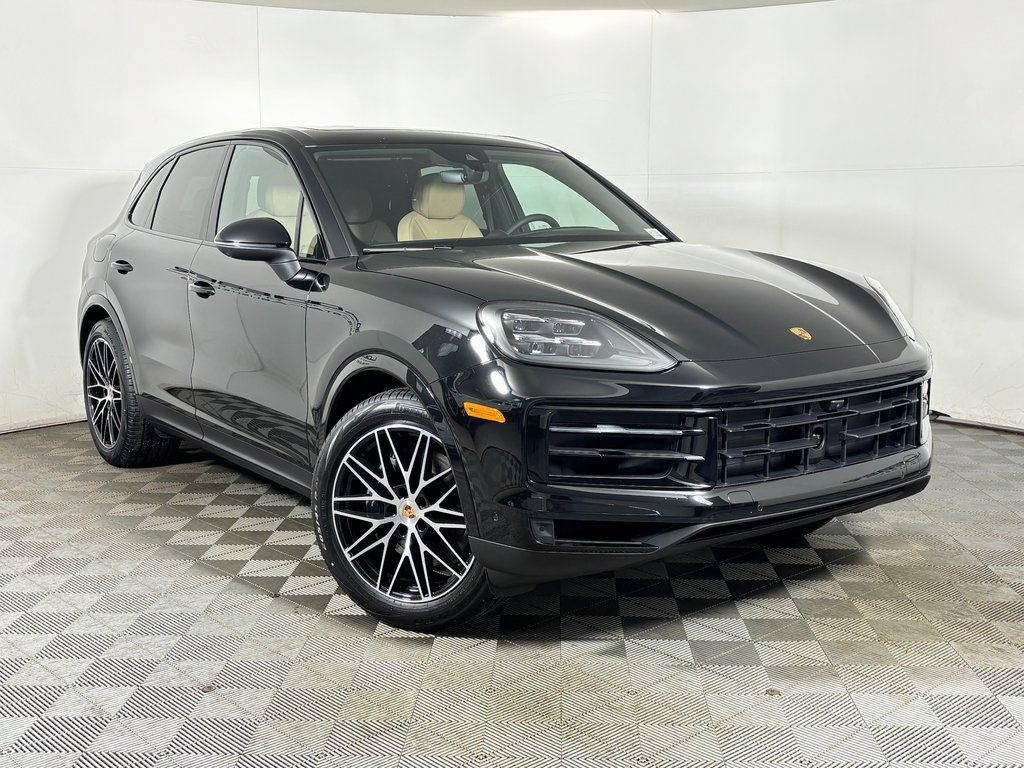 Certified 2026 Porsche Cayenne AWD/4WD image 9