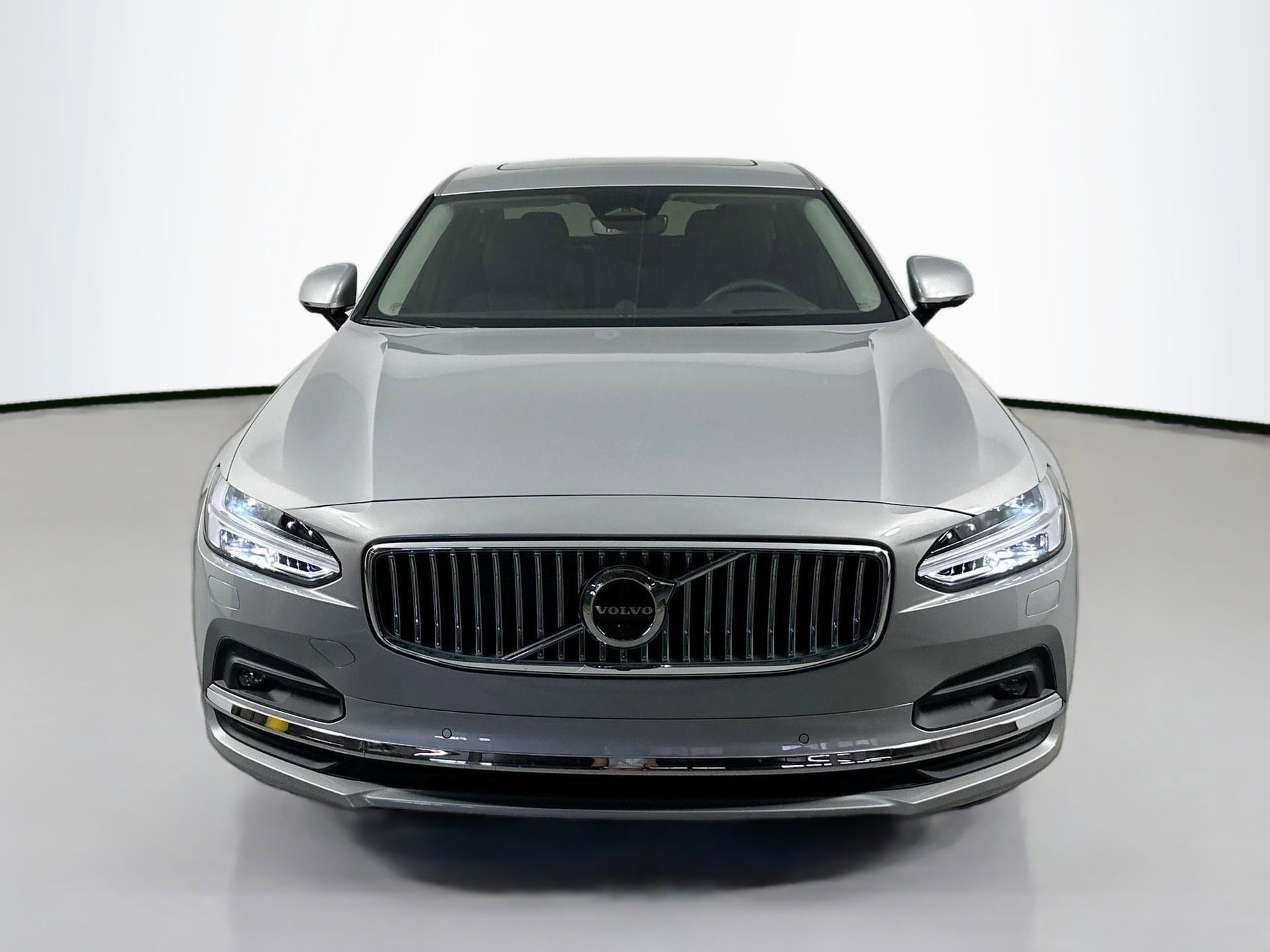 New 2025 Volvo S90 B6 Ultra w/ Lounge Package image 2