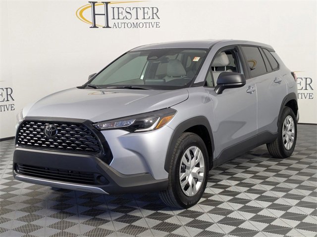 Used 2024 Toyota Corolla Cross L image 4