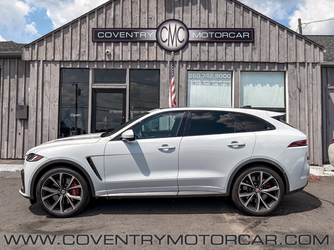 Used 2021 Jaguar F-PACE SVR AWD/4WD image 1
