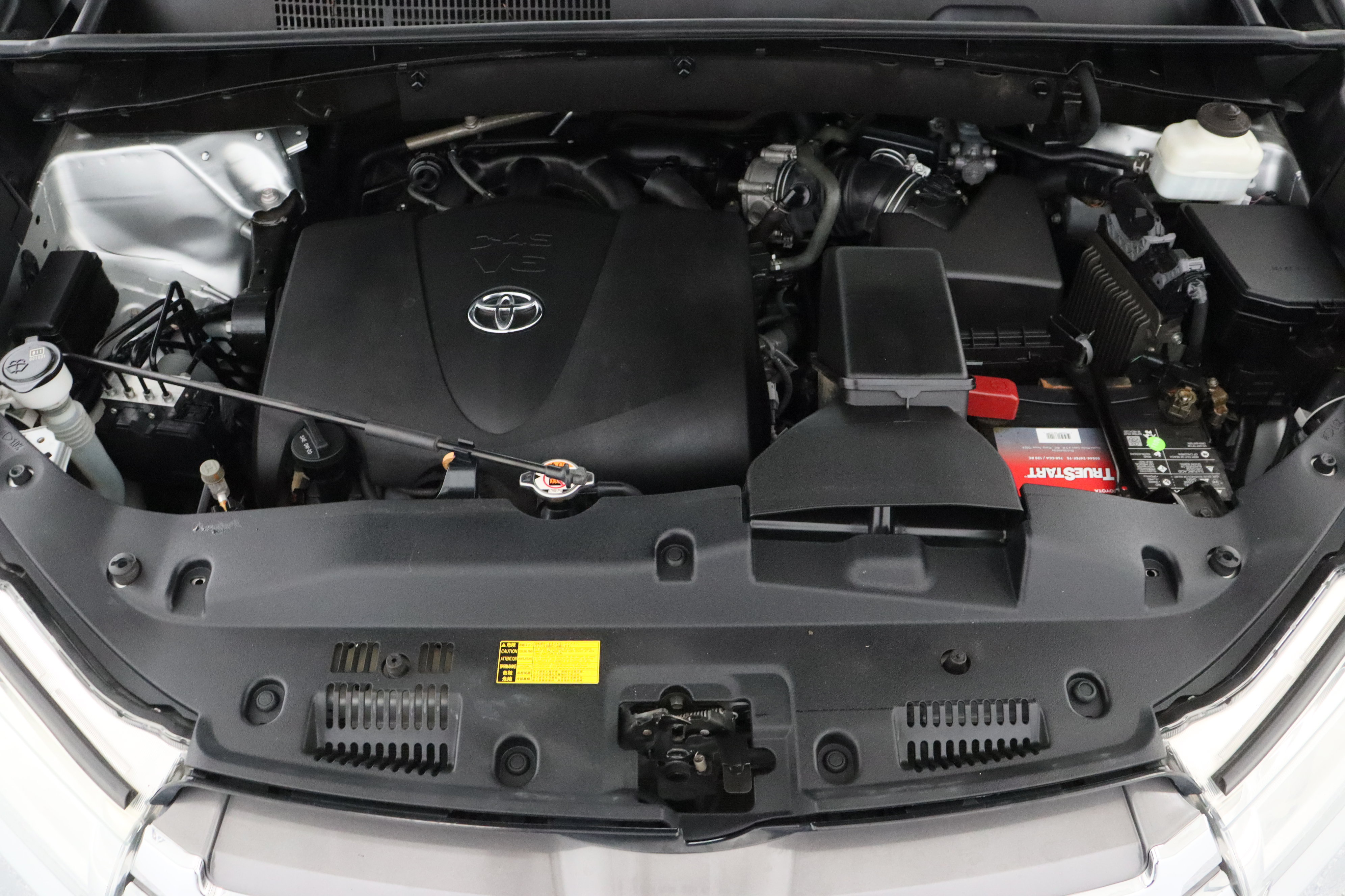 Used 2019 Toyota Highlander XLE FWD image 43