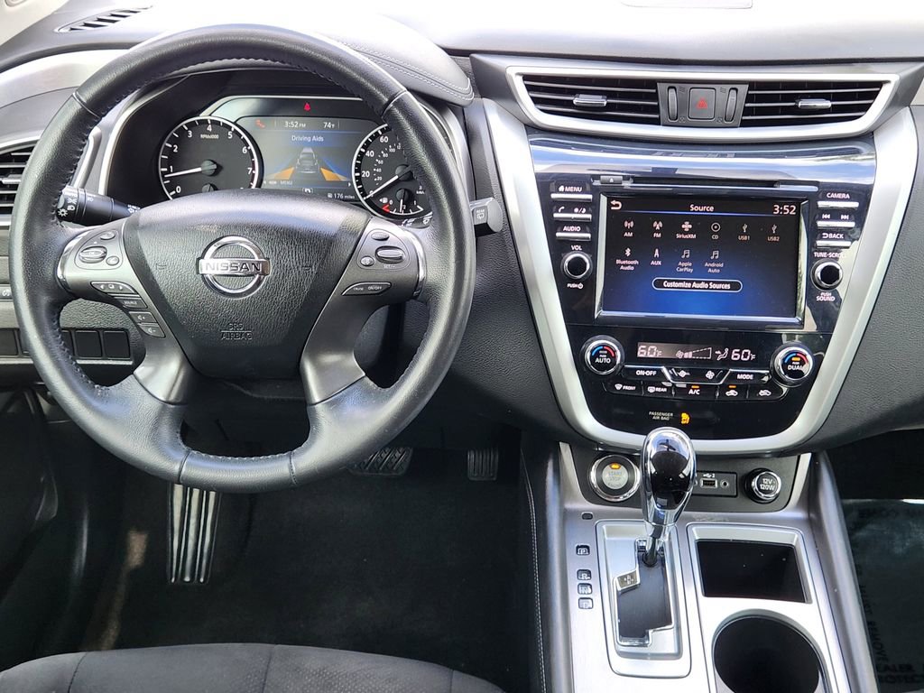 Used 2019 Nissan Murano SV w/ Premium Package image 10