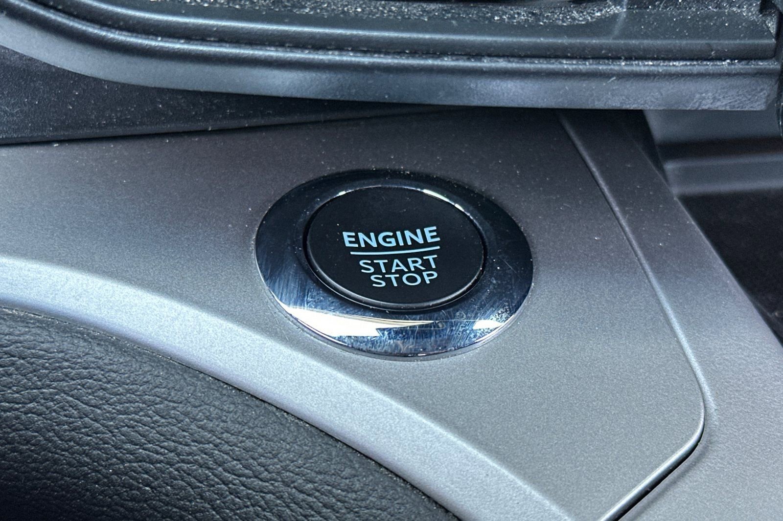 Certified 2022 Ford Explorer XLT RWD image 19