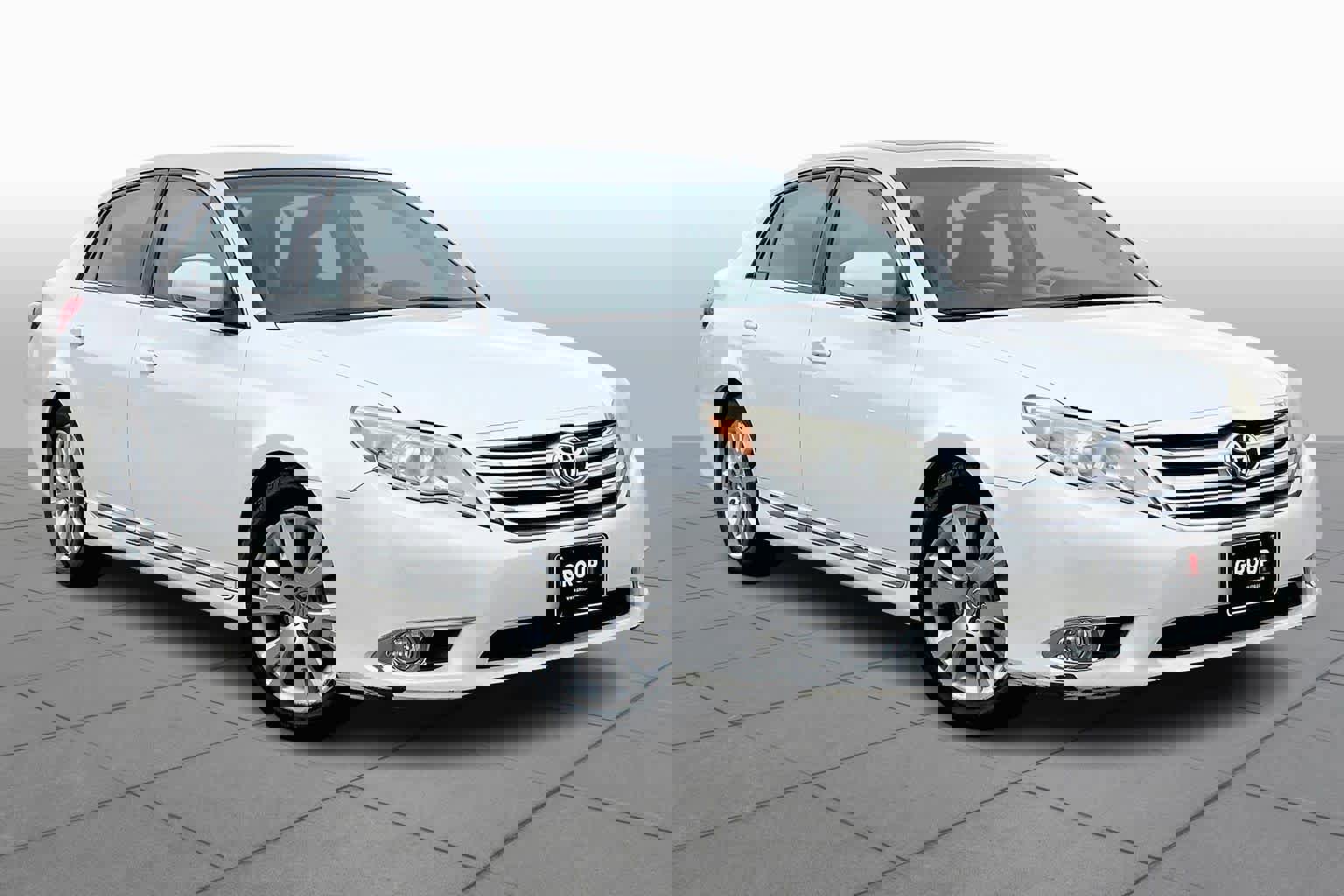 Used 2012 Toyota Avalon image 2