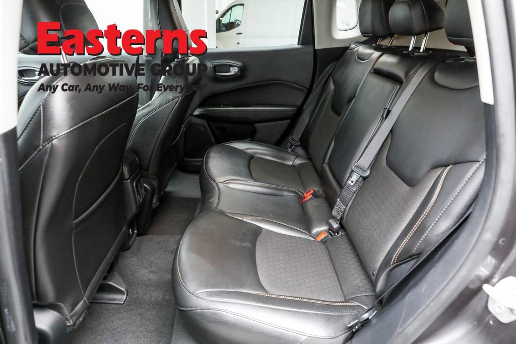 Used 2021 Jeep Compass Latitude w/ Driver Assistance Group image 21