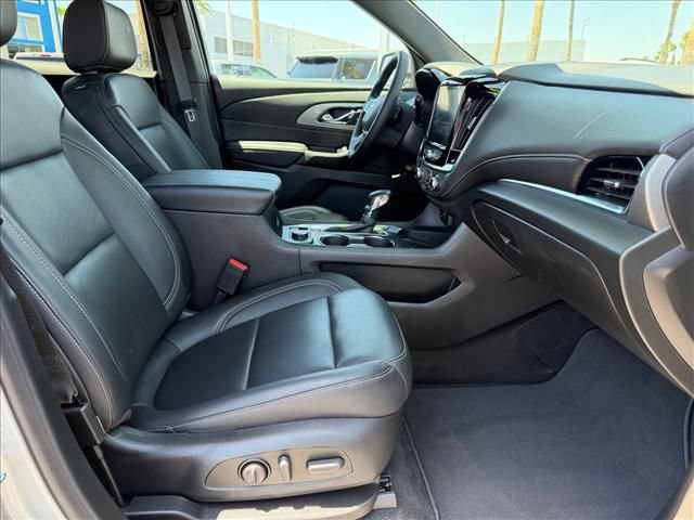 Certified 2023 Chevrolet Traverse LT FWD image 13