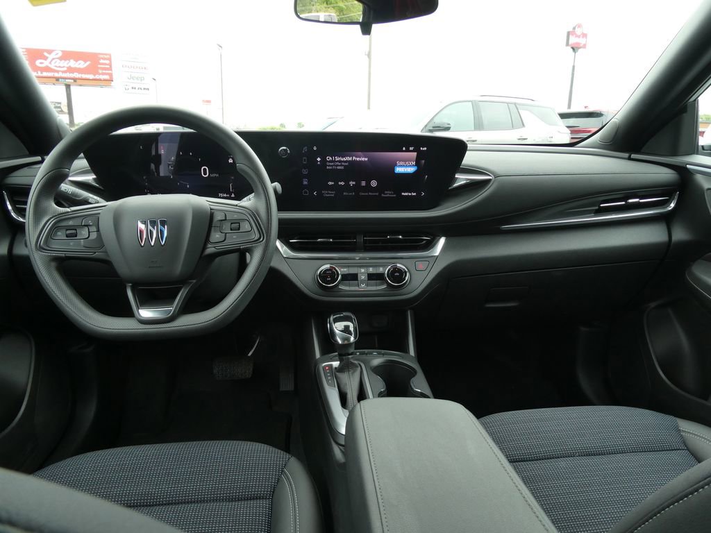 Certified 2025 Buick Envista Preferred FWD image 21
