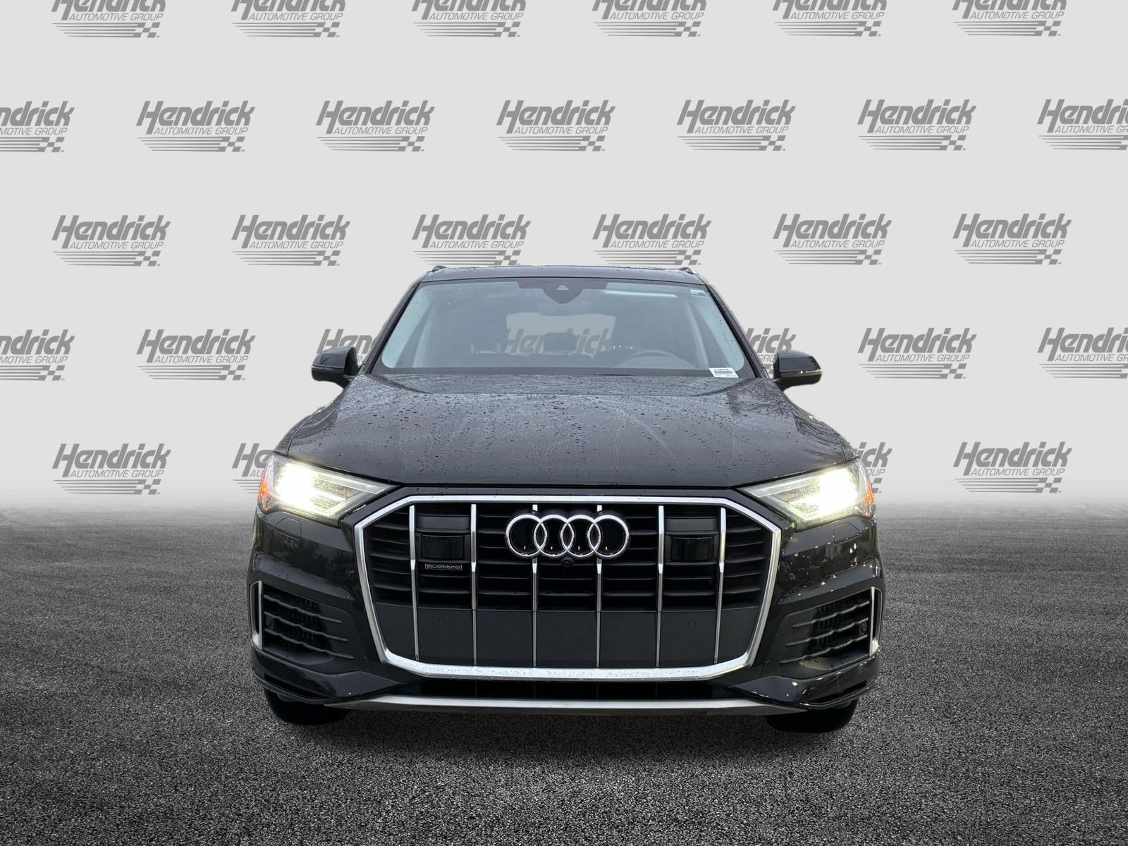 Used 2023 Audi Q7 3.0T Premium w/ Convenience Package image 3
