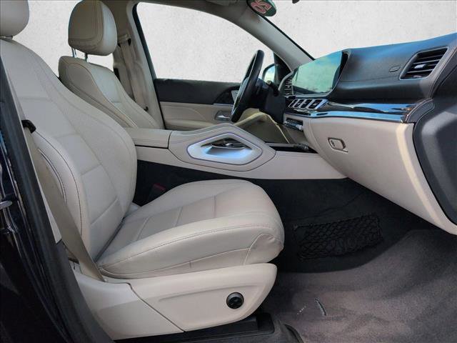 Used 2020 Mercedes-Benz GLS 450 4MATIC image 23