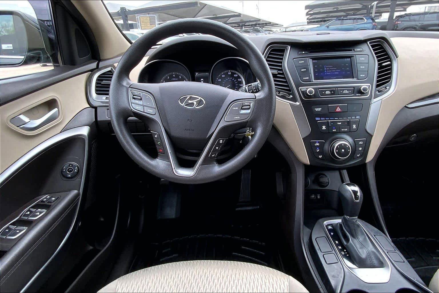 Used 2017 Hyundai Santa Fe Sport w/ Cargo Package AWD/4WD image 6