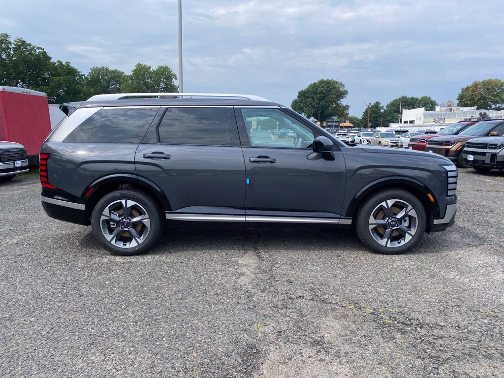 New 2027 Hyundai Palisade Limited AWD/4WD image 2