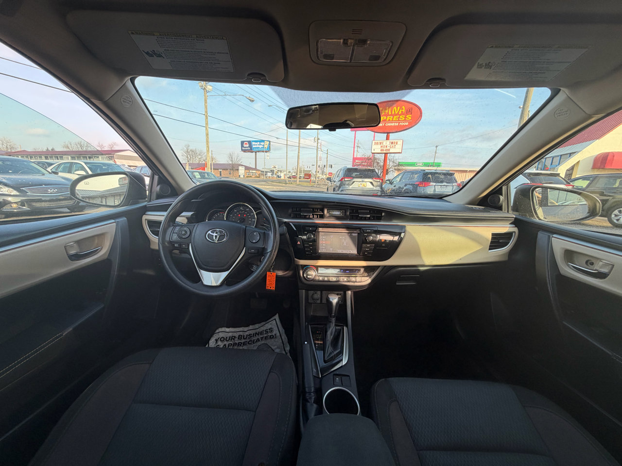 Used 2015 Toyota Corolla LE Premium image 13