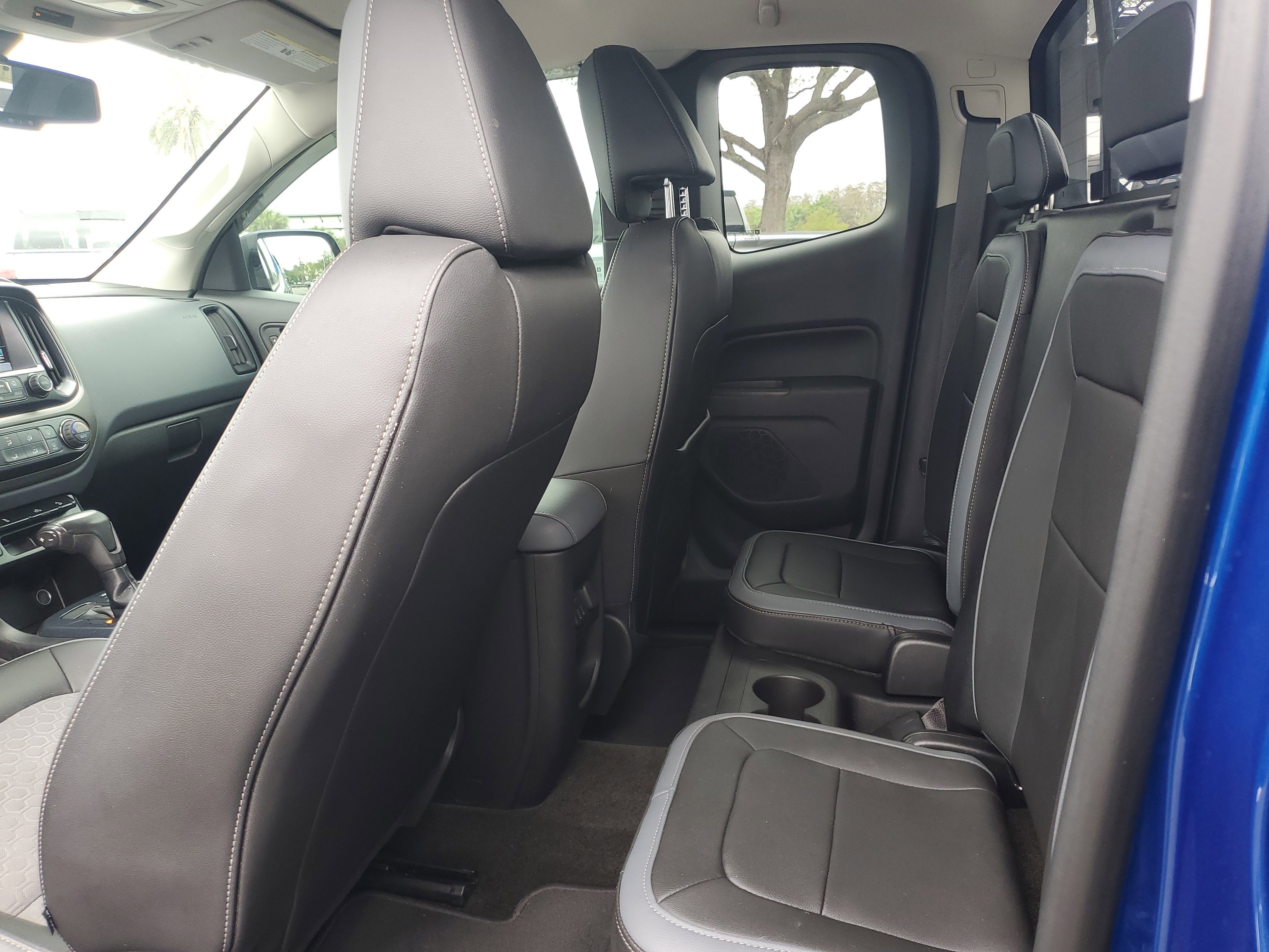 Used 2018 Chevrolet Colorado Z71 image 12