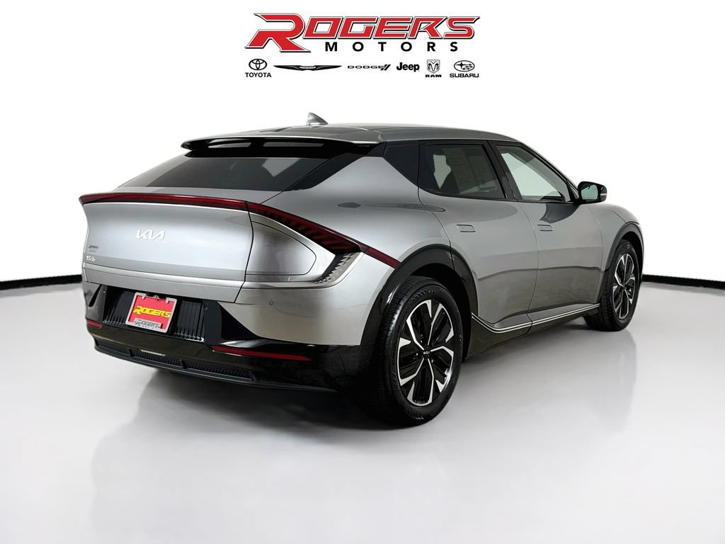 Used 2022 Kia EV6 Wind RWD image 13