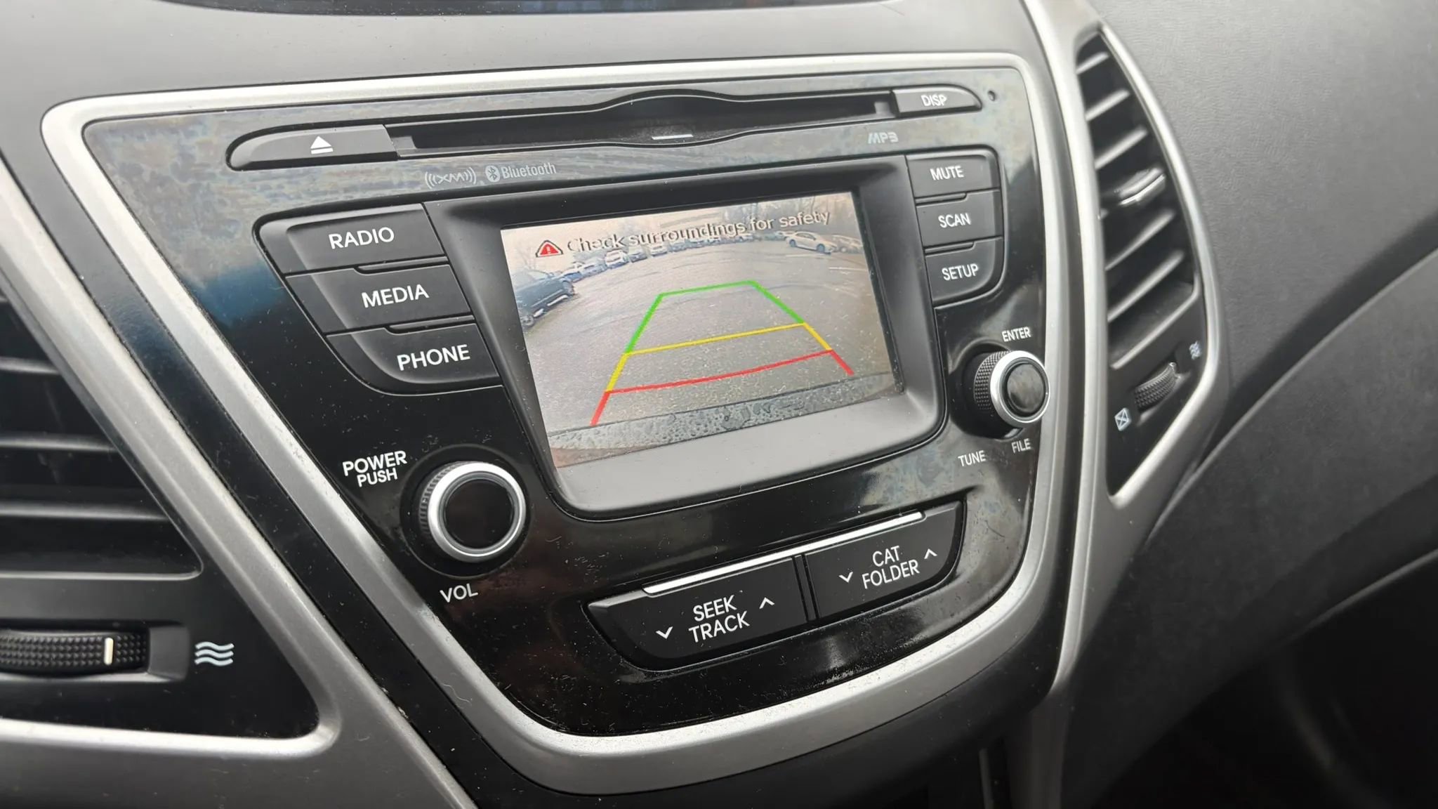 Used 2015 Hyundai Elantra SE w/ Option Group 03 FWD image 18