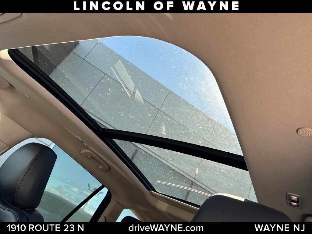 Certified 2023 Lincoln Aviator Reserve AWD/4WD image 15