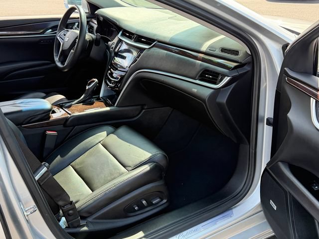 Used 2017 Cadillac XTS Luxury FWD image 26