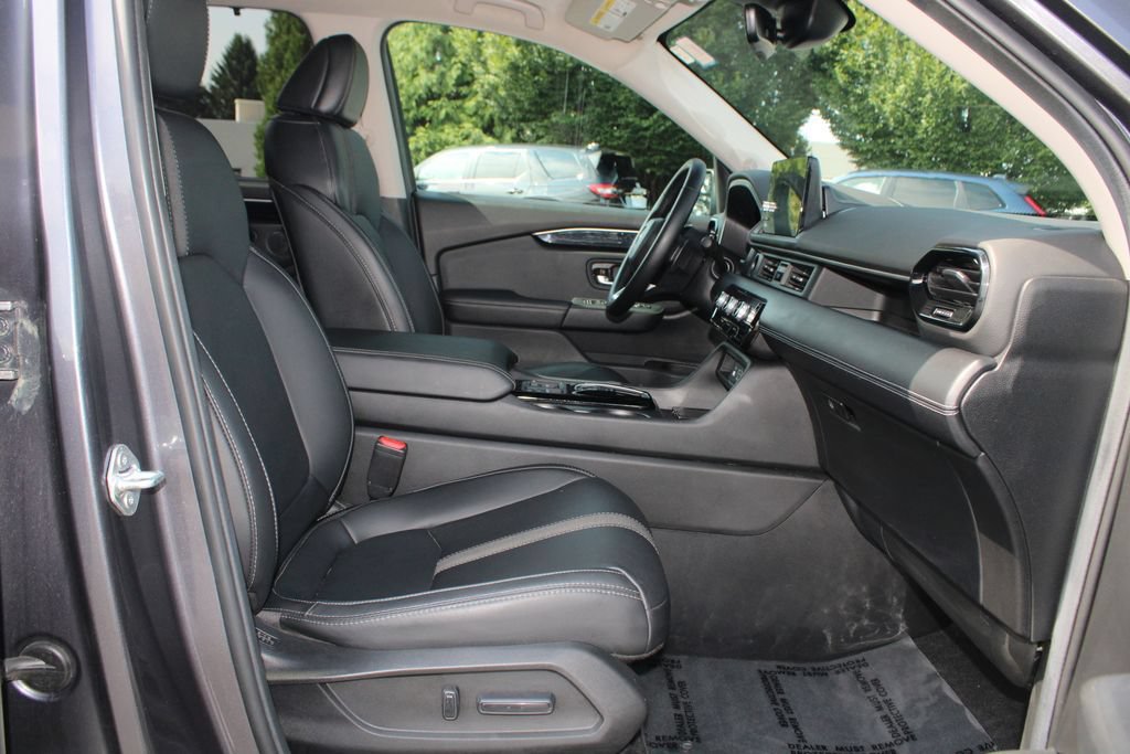Certified 2025 Honda Pilot EX-L image 13