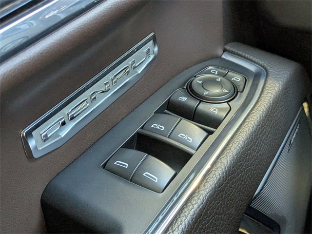 Used 2024 GMC Sierra 1500 Denali image 28