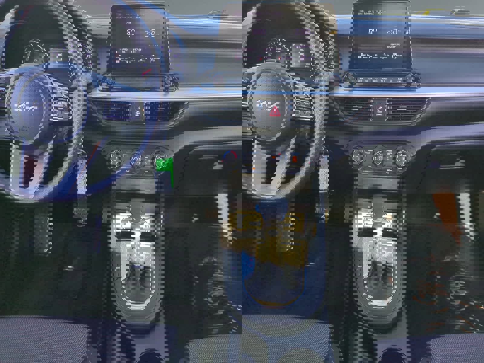 Used 2024 Kia Forte LXS image 11