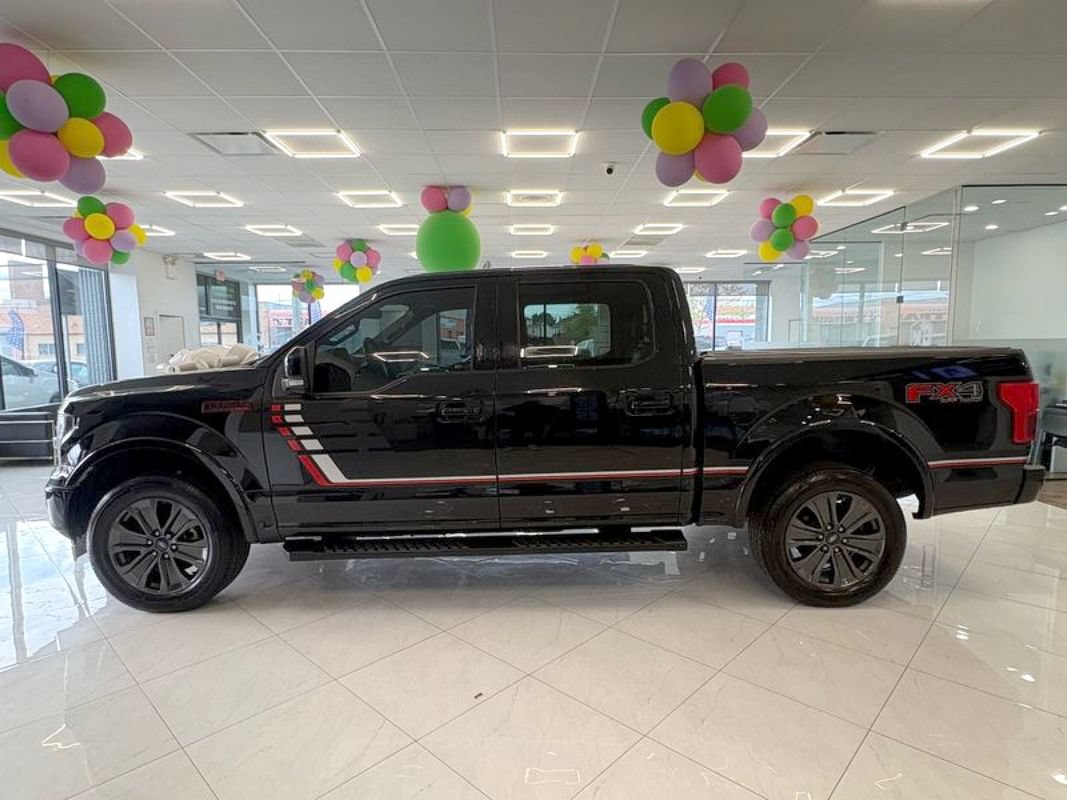 Used 2018 Ford F150 Lariat w/ Equipment Group 502A Luxury AWD/4WD image 4
