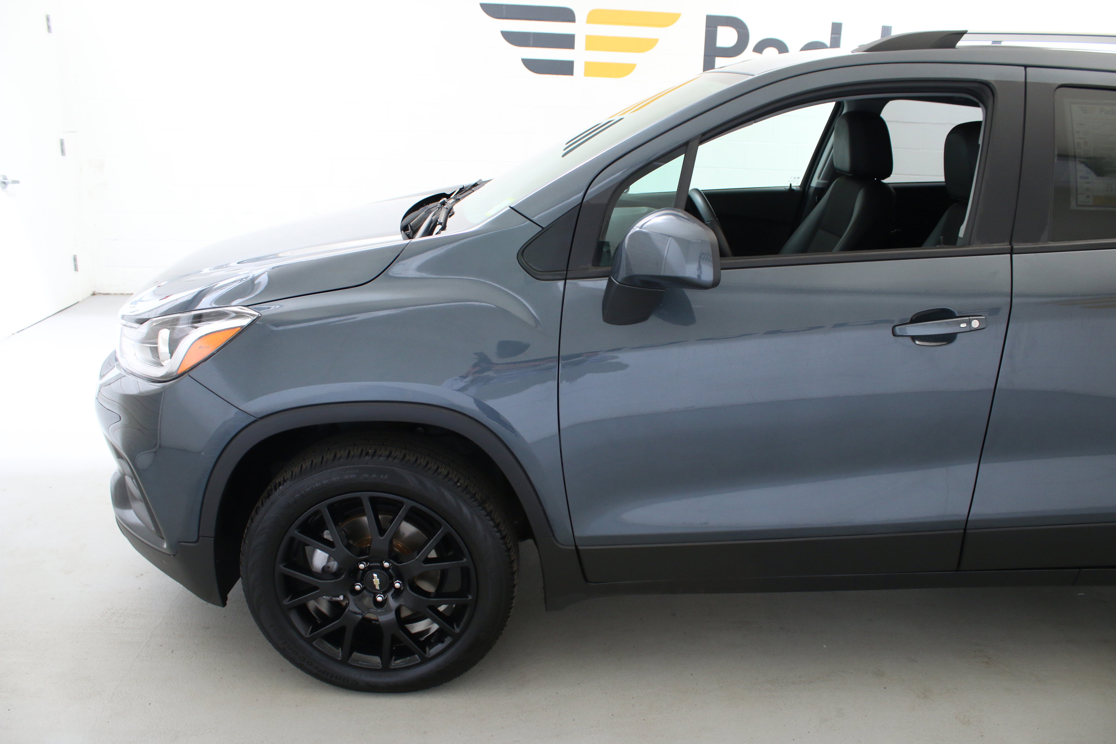 Used 2022 Chevrolet Trax LT w/ Driver Confidence Package AWD/4WD image 5