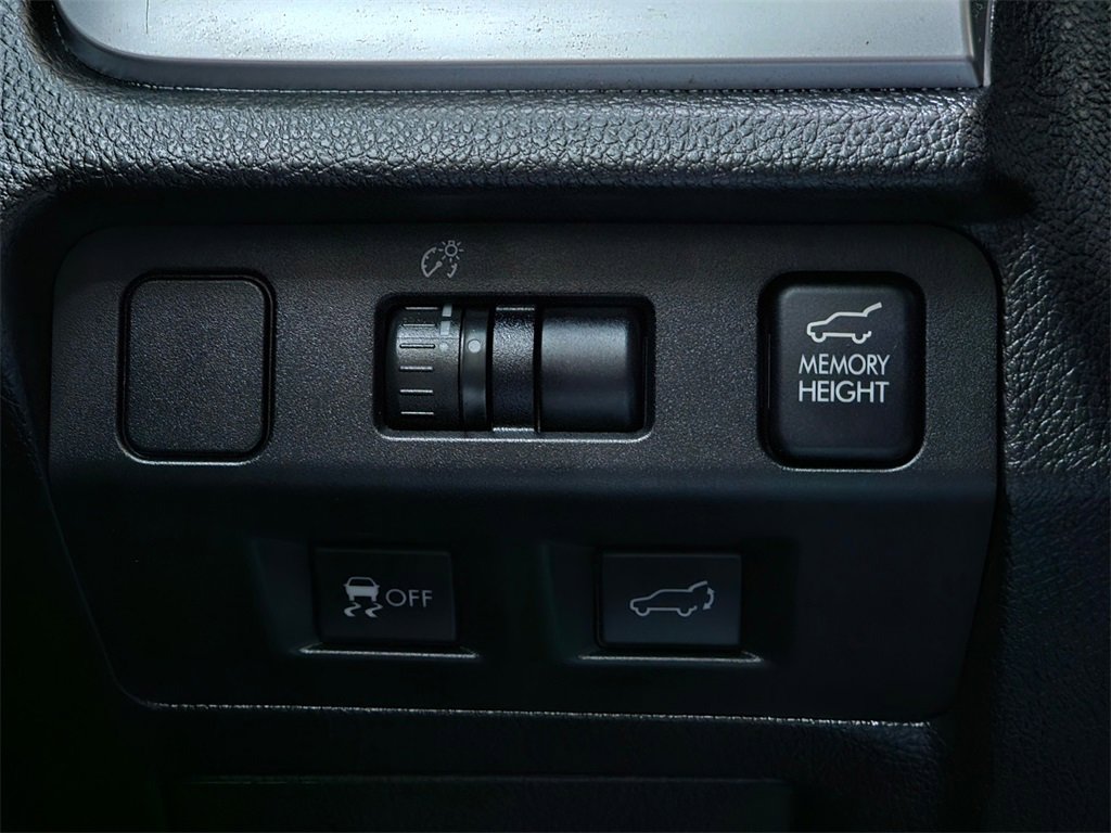Used 2015 Subaru Forester 2.5i Limited image 29