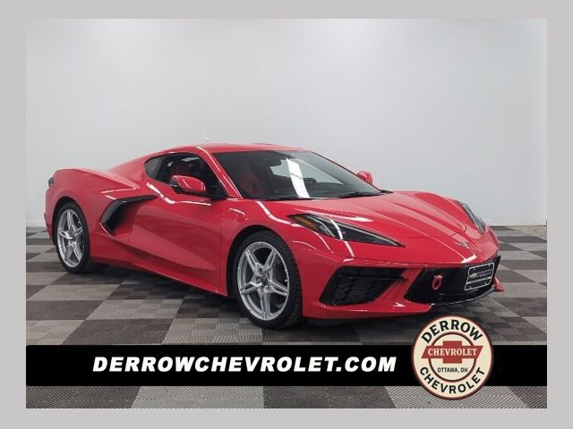 Used 2021 Chevrolet Corvette Stingray Coupe w/ Chrome Exterior Badge Package RWD image 1