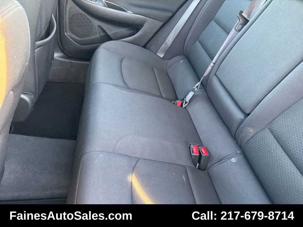 Used 2023 Chevrolet Malibu LT image 34