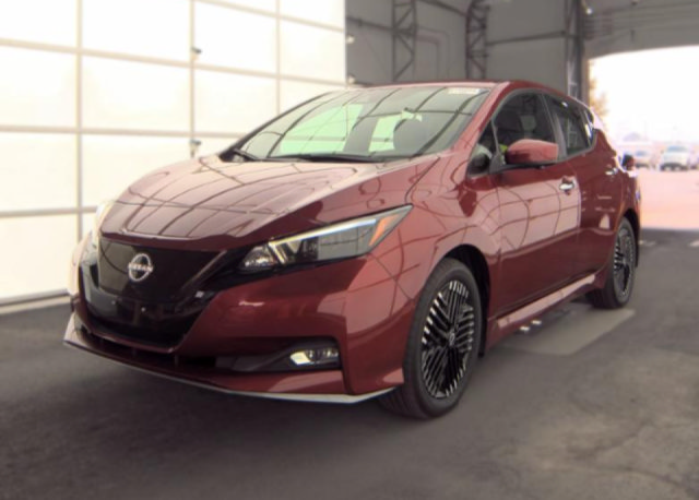 Certified 2024 Nissan Leaf SV Plus FWD image 1