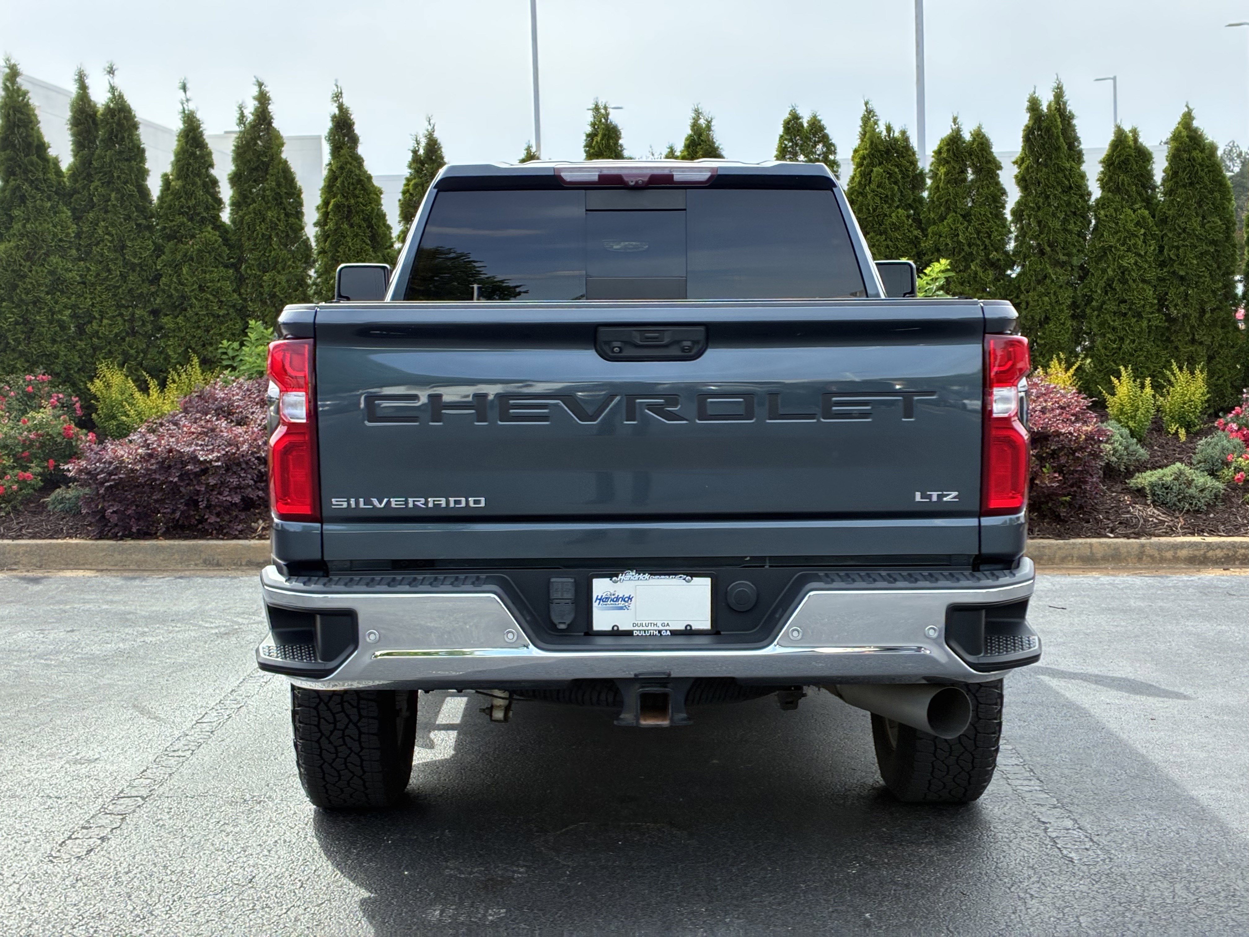 Used 2020 Chevrolet Silverado 2500 LTZ w/ LTZ Premium Package AWD/4WD image 9