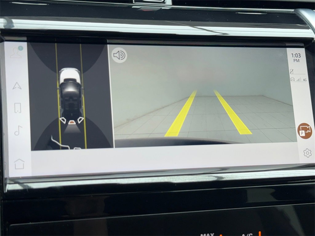 Used 2023 Land Rover Discovery Sport SE image 30