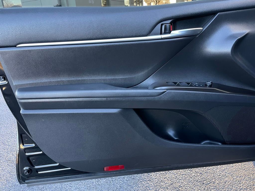 Used 2023 Toyota Camry LE image 23