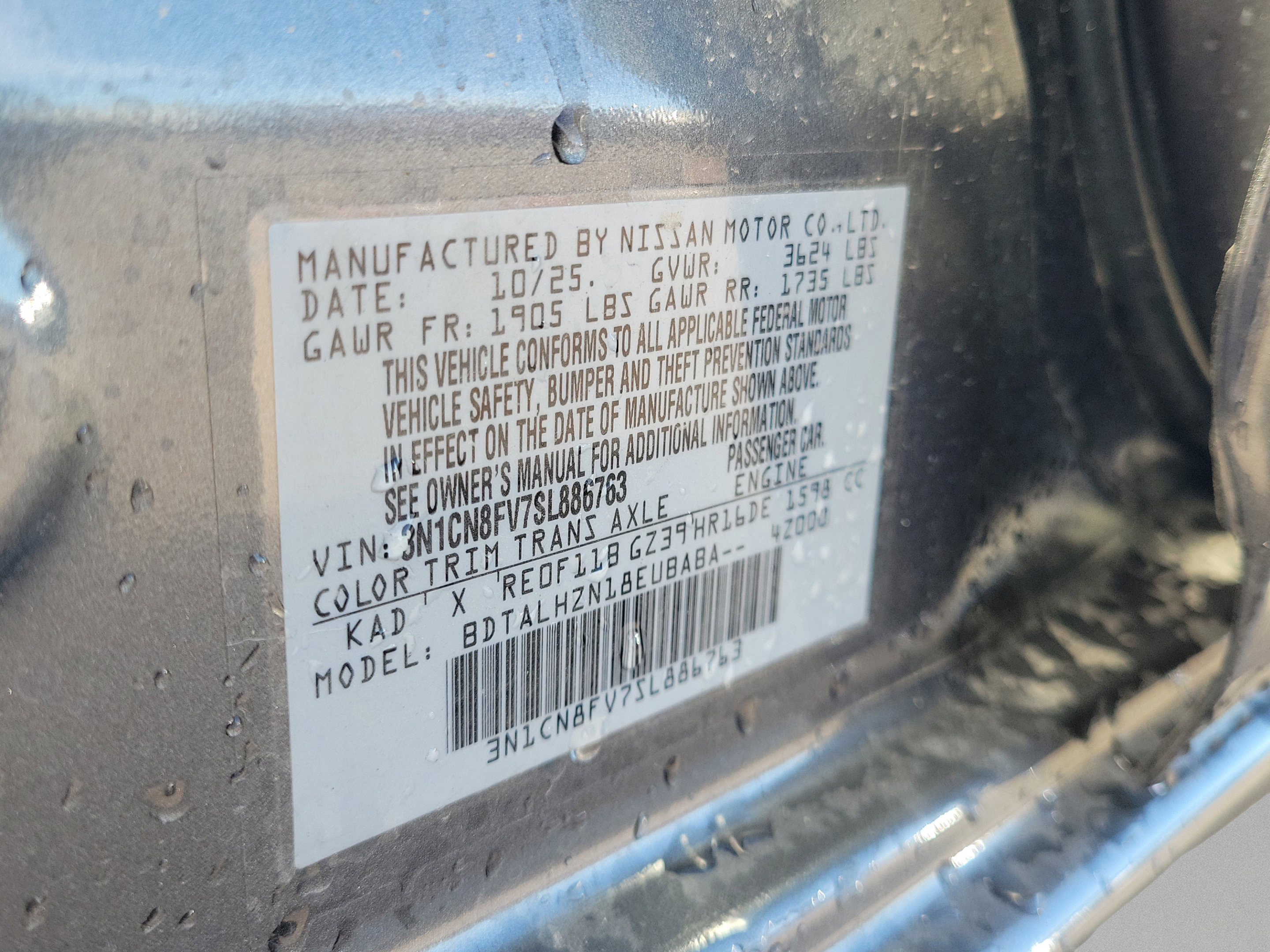 New 2025 Nissan Versa SR w/ Trunk Package FWD image 30