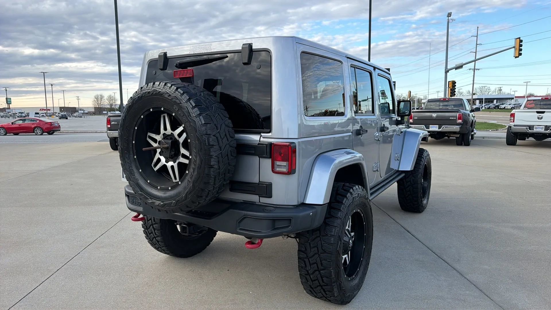 Used 2016 Jeep Wrangler Unlimited Rubicon image 19