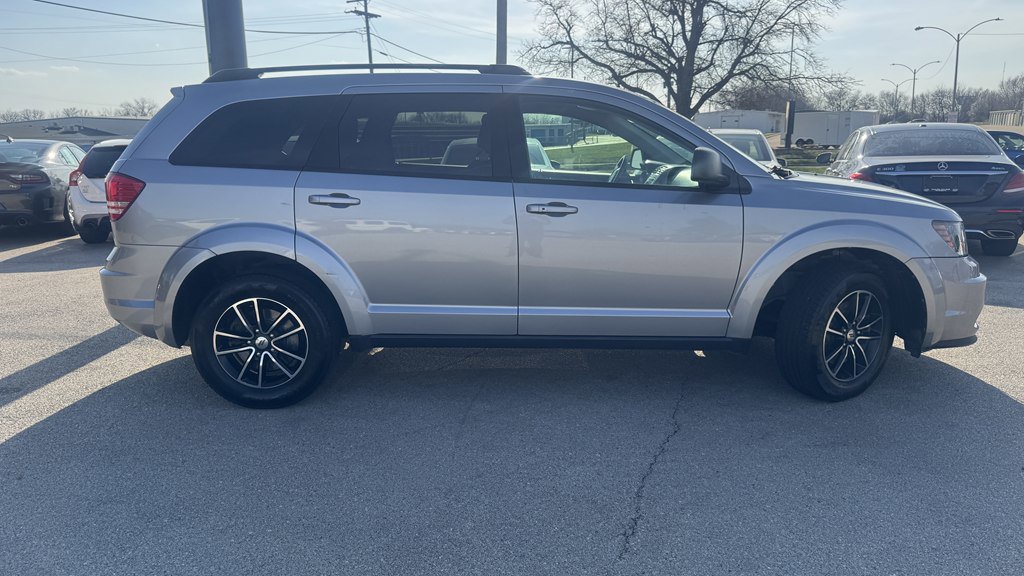 Used 2018 Dodge Journey SE w/ Popular Equipment Group FWD image 9