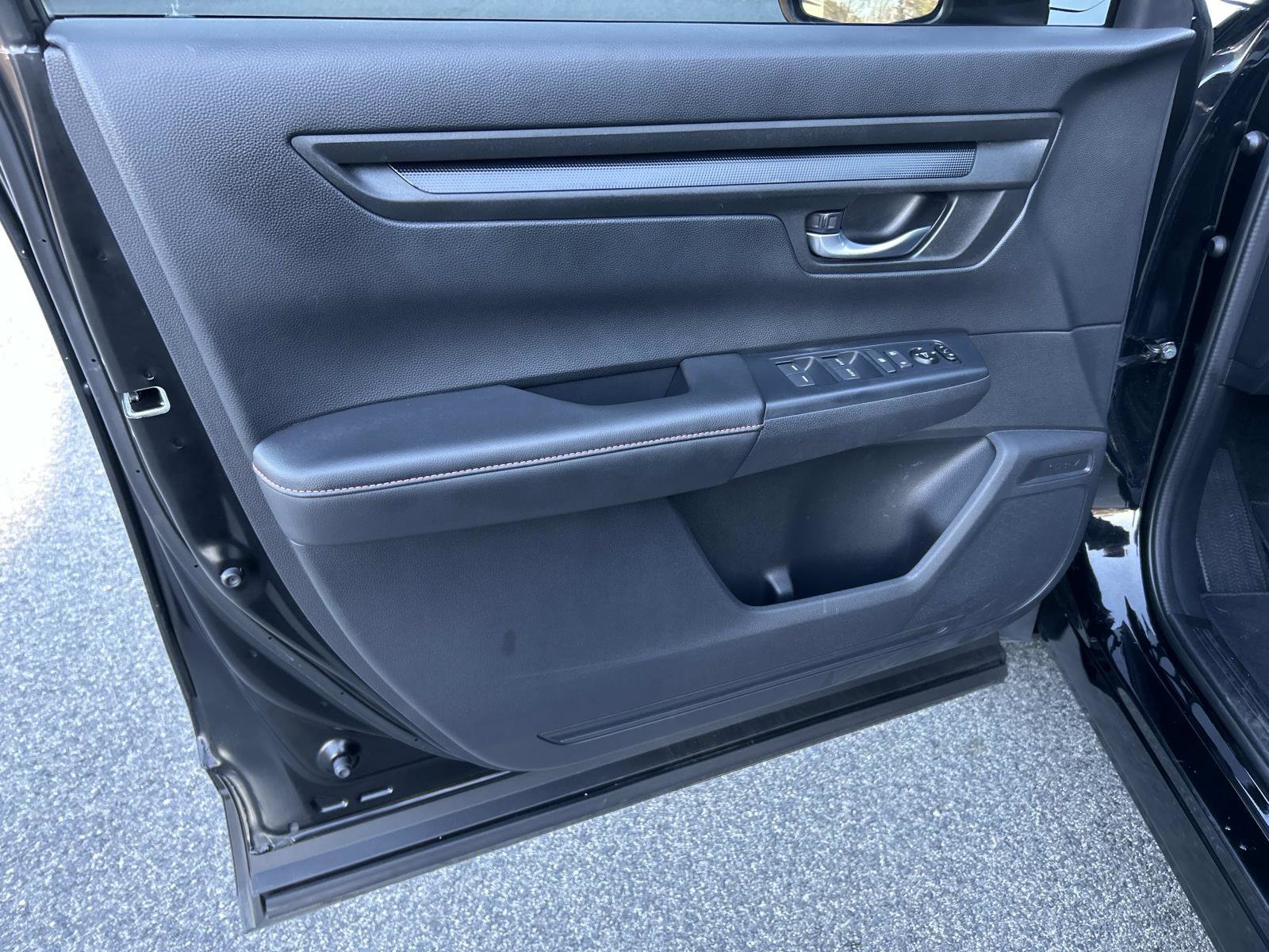 Used 2024 Honda CR-V Sport image 14