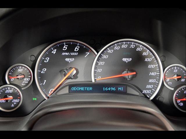 Used 2013 Chevrolet Corvette 427 w/ 1SC Preferred Equipment Group RWD image 17