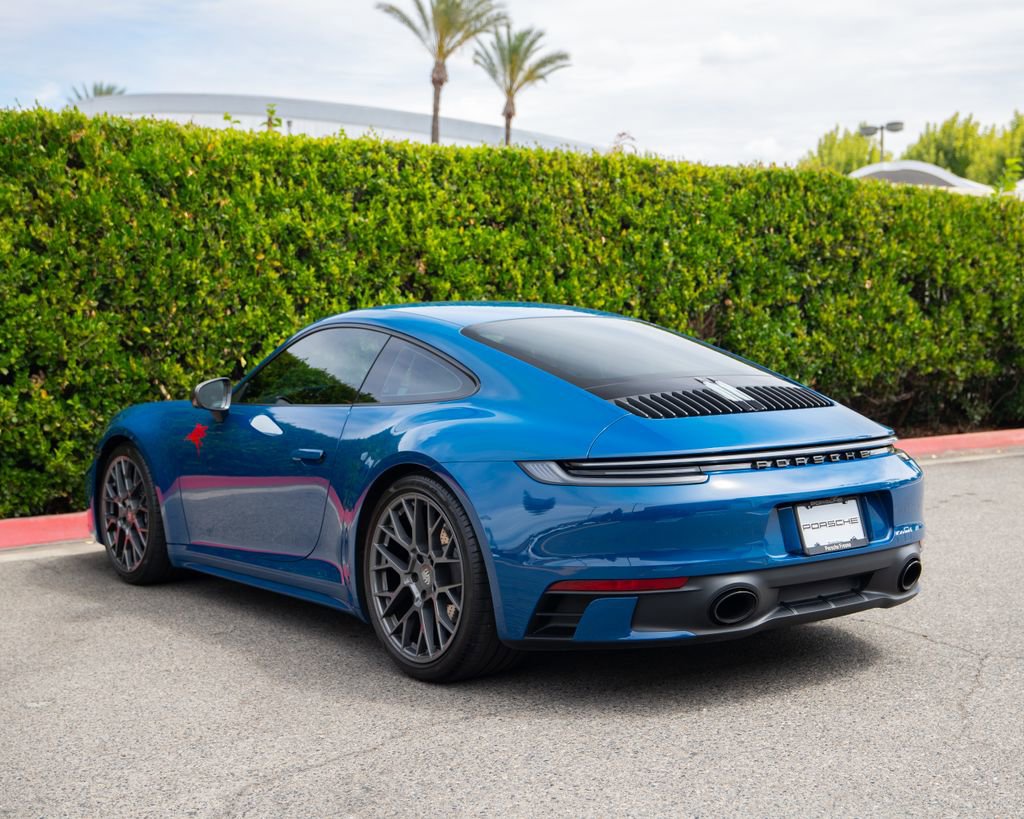 Certified 2024 Porsche 911 Carrera T RWD image 3
