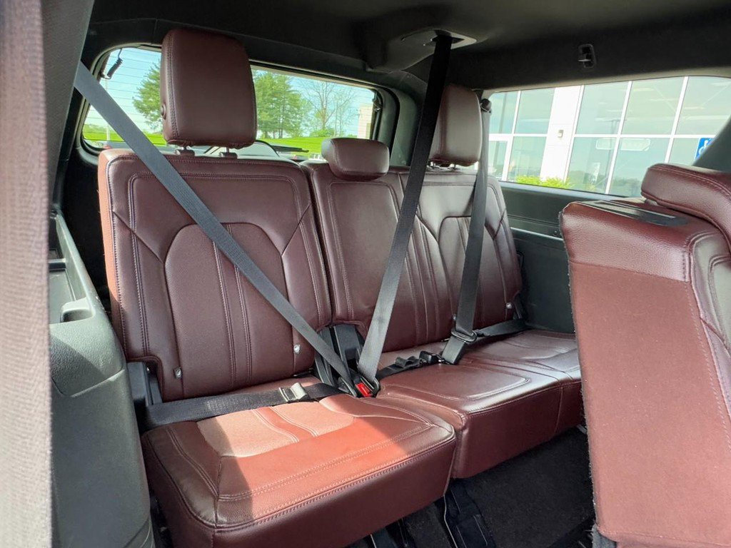Used 2023 Ford Expedition Max Limited AWD/4WD image 14