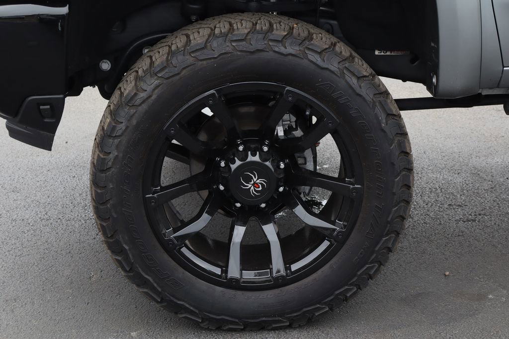 Used 2025 Chevrolet Silverado 2500 LTZ w/ LTZ Plus Package image 32