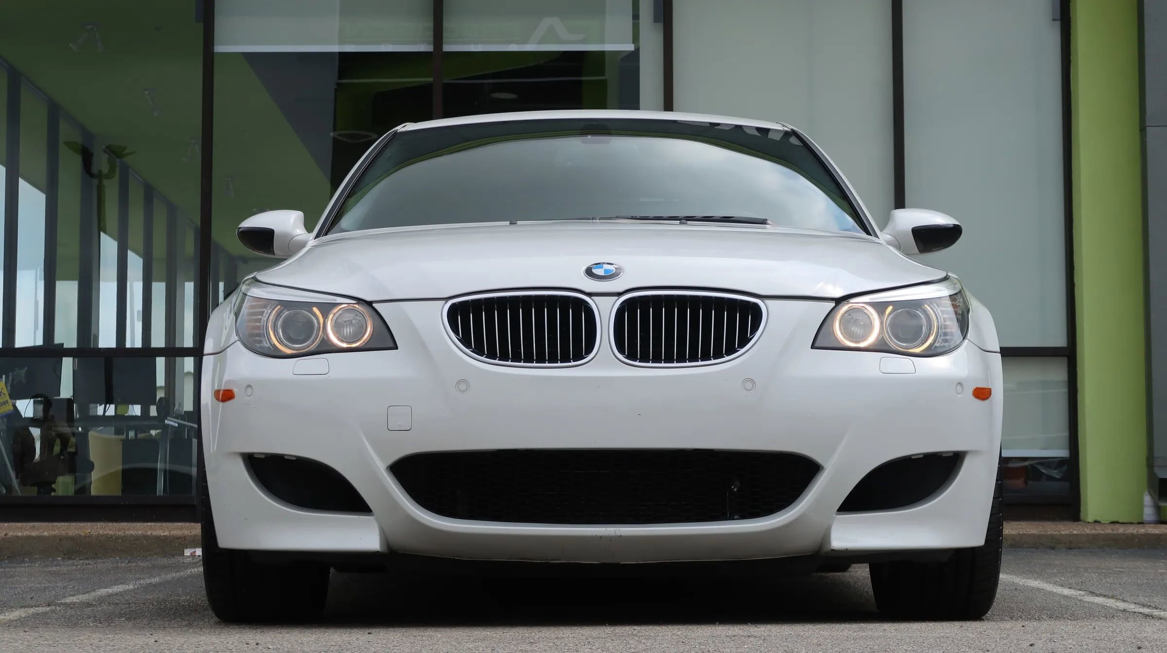 Used 2008 BMW M5 RWD image 3