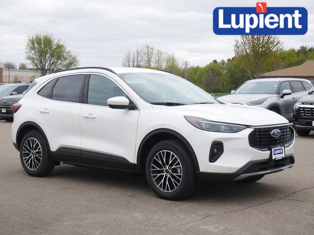 New 2025 Ford Escape SE w/ PHEV Premium Package FWD image 1