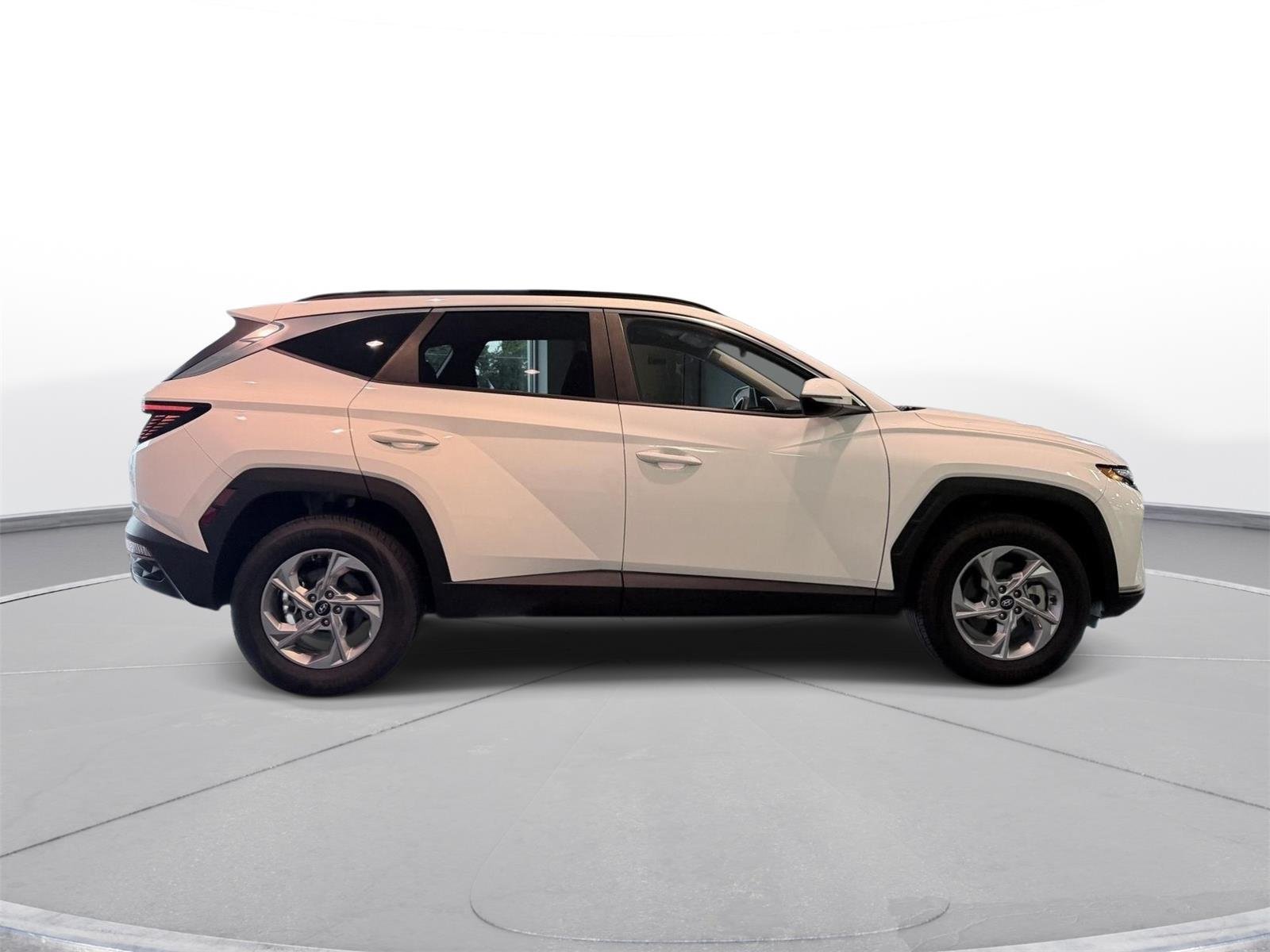 Used 2023 Hyundai Tucson SEL AWD/4WD image 15