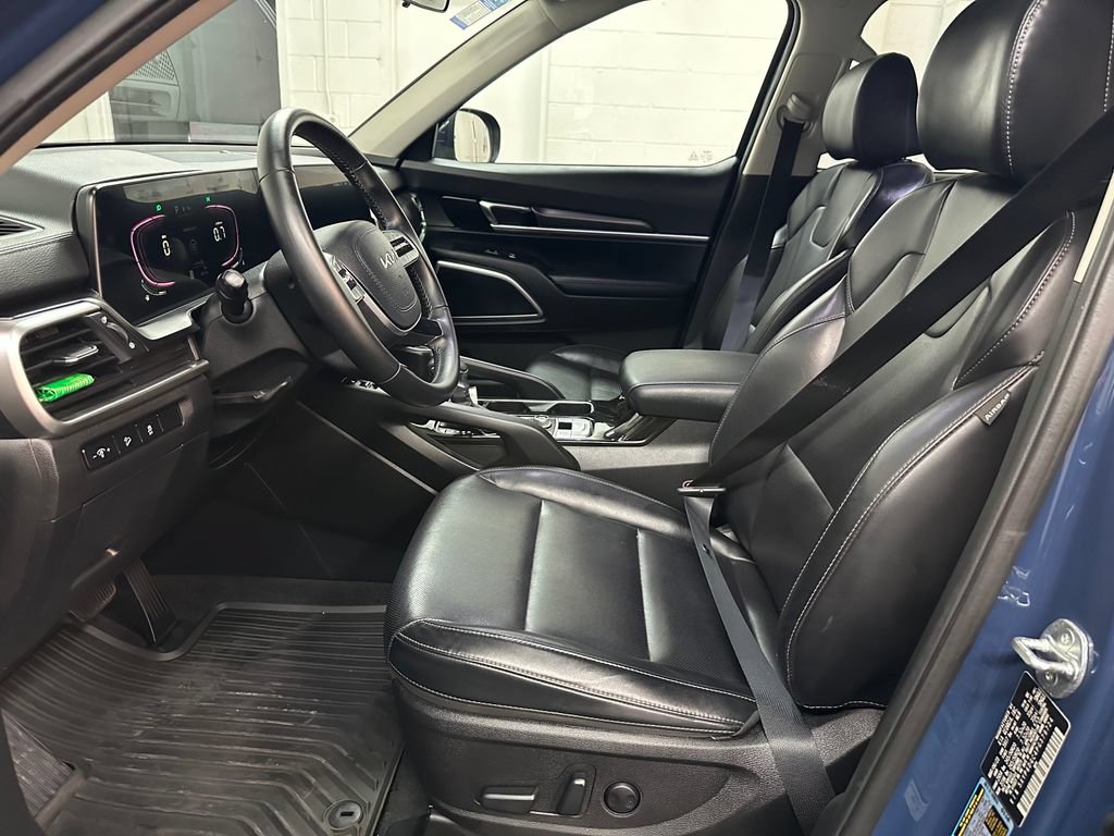 Used 2023 Kia Telluride S w/ S Sunroof Package AWD/4WD image 17