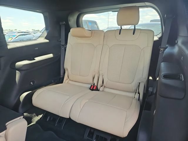 Used 2023 Jeep Grand Cherokee L Limited w/ Luxury Tech Group II AWD/4WD image 9